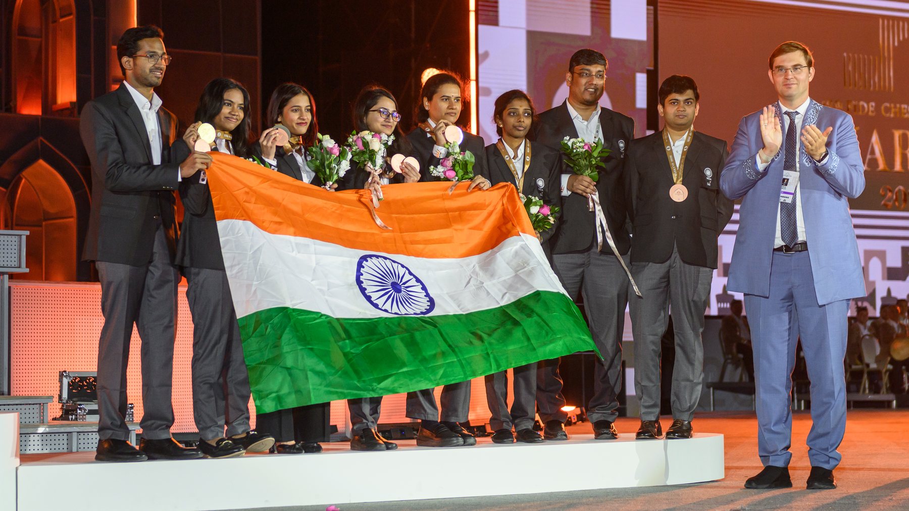 Team India with the bronze medal. Photo: Michal Walusza / FIDE